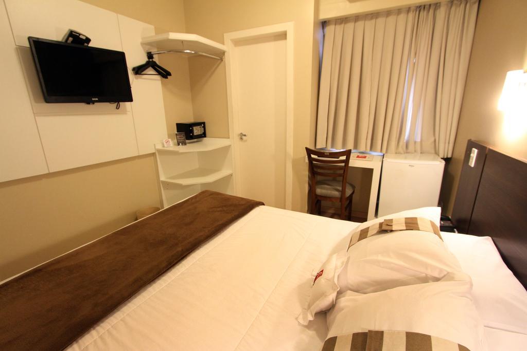 Hotel Curi Executive Pelotas Zimmer foto